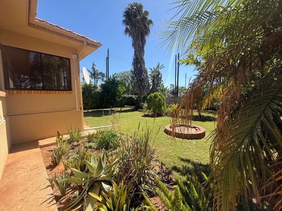 3 Bedroom Property for Sale in Bothasrus Eastern Cape